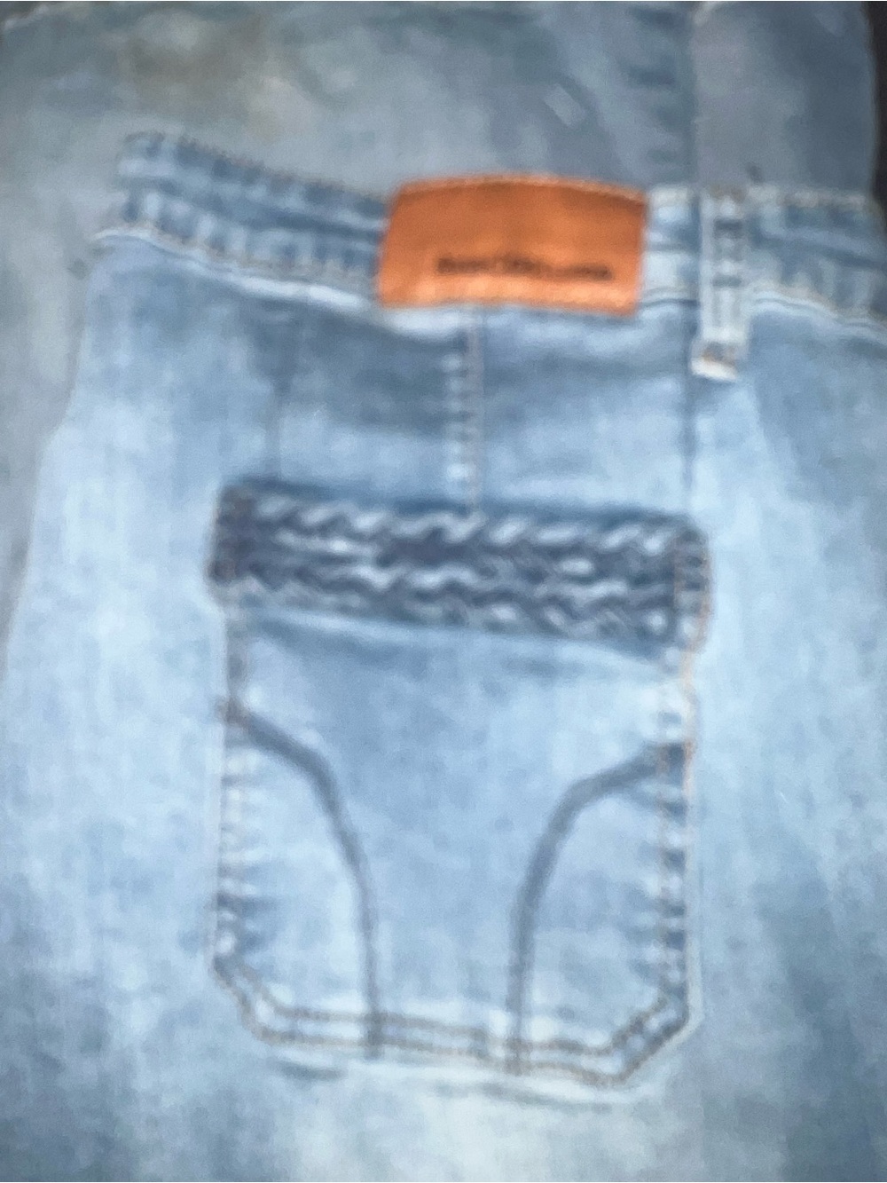 Men's Light Blue Denim Jeans - Classic Pocket Detail